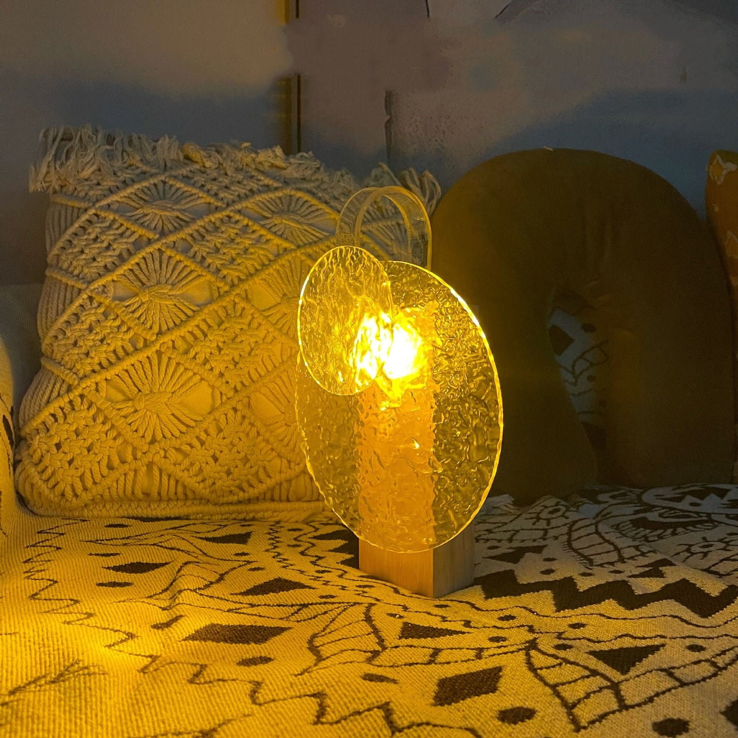 Ripple Glow Table Lamp