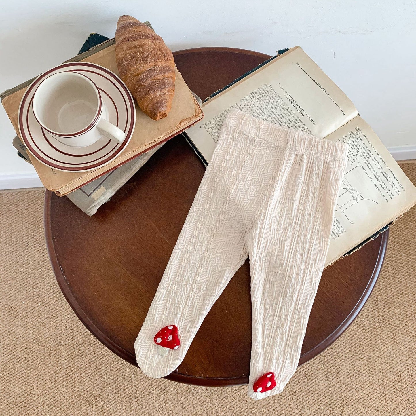 Mushroom Knit Pantyhose