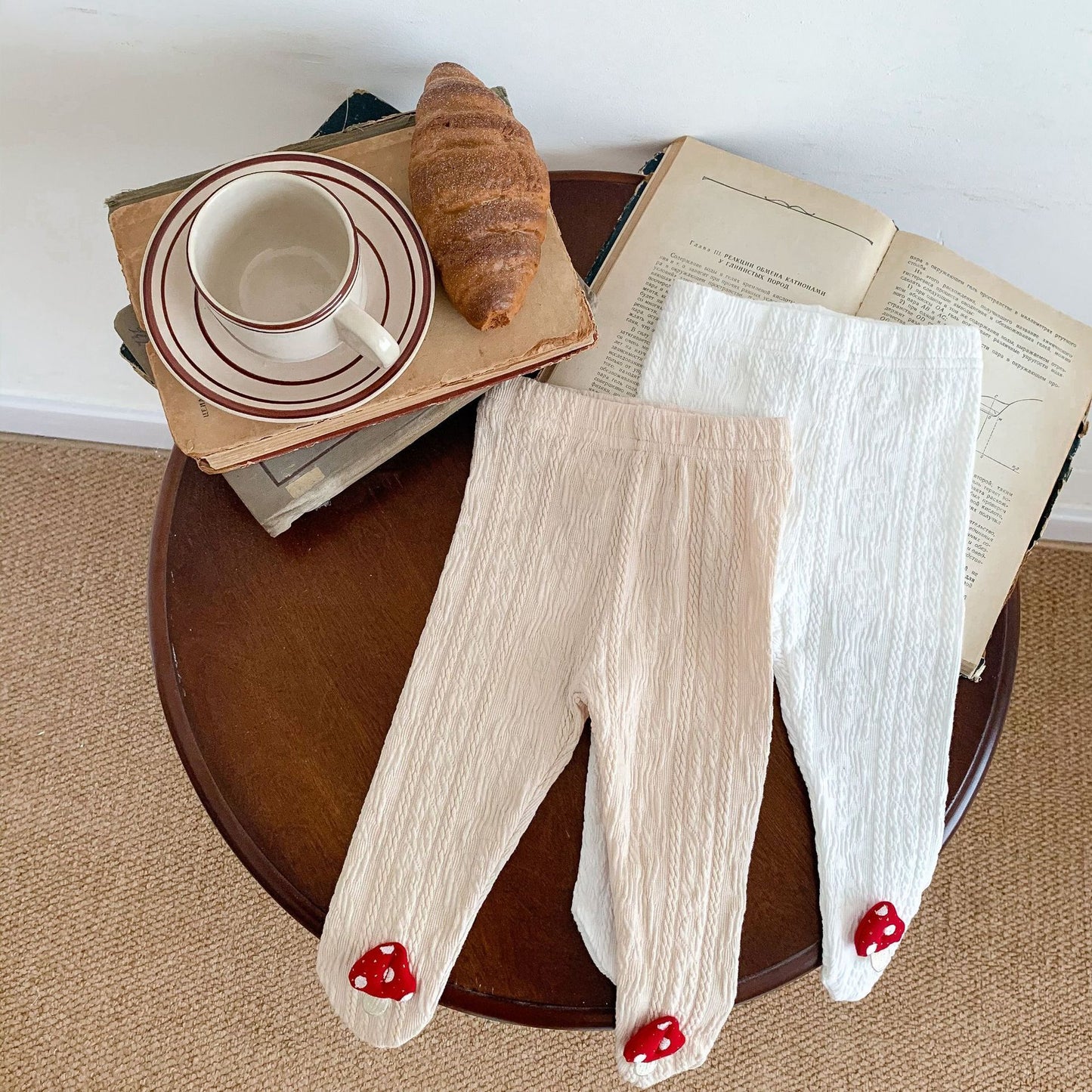 Mushroom Knit Pantyhose