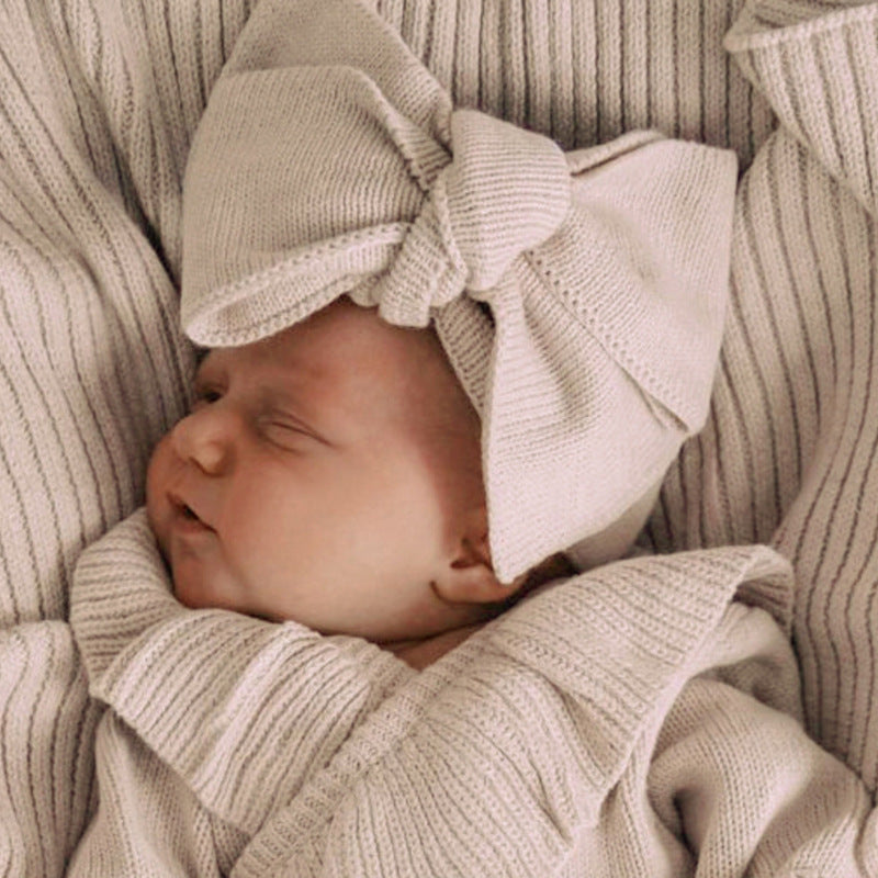 Oat Ruffle Knit Layette