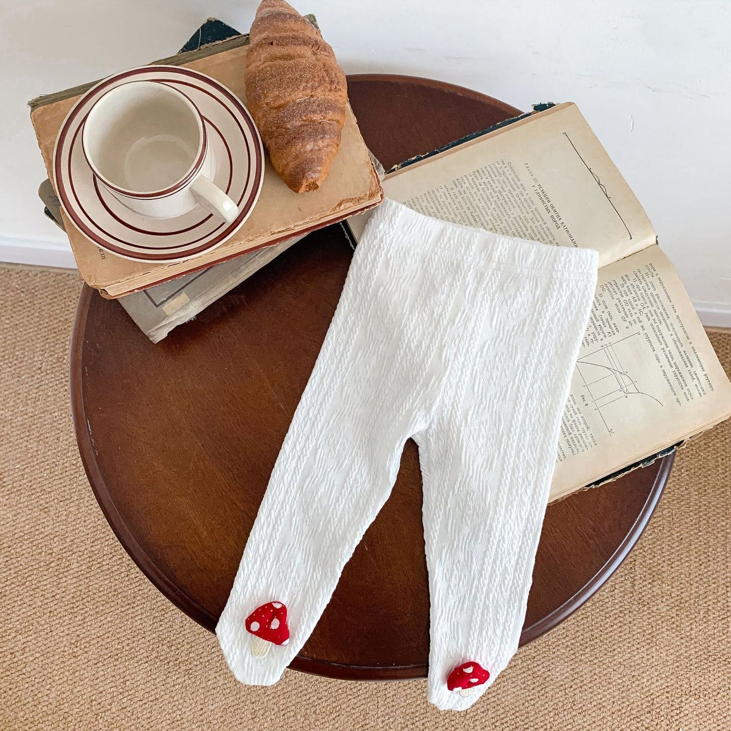 Mushroom Knit Pantyhose