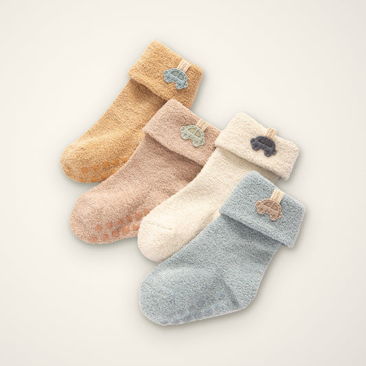 Velvet Whisper Newborn Socks – E For Egg